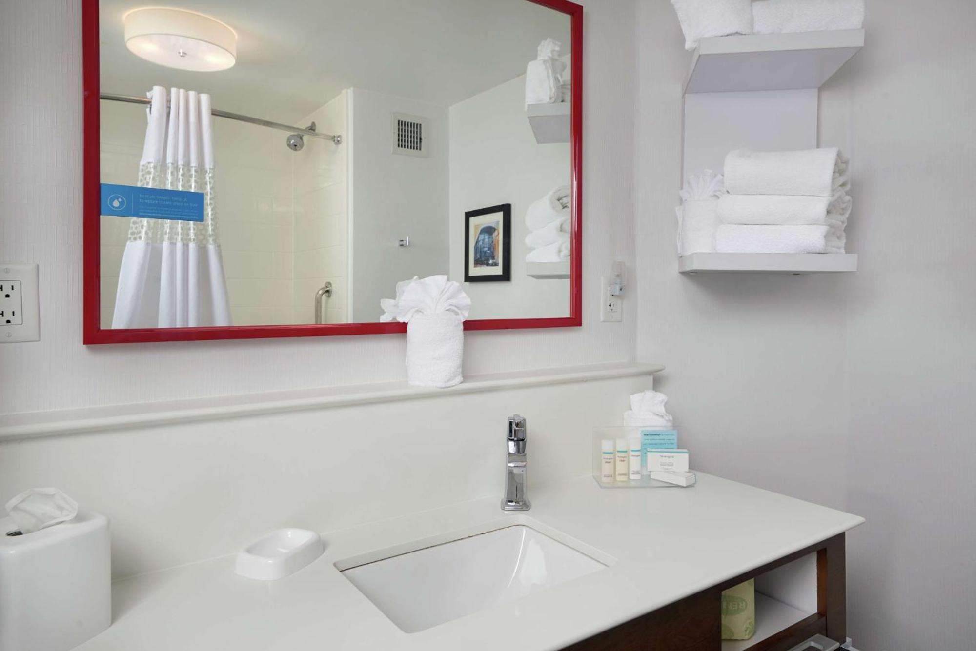 Hampton Inn הנובר מראה חיצוני תמונה