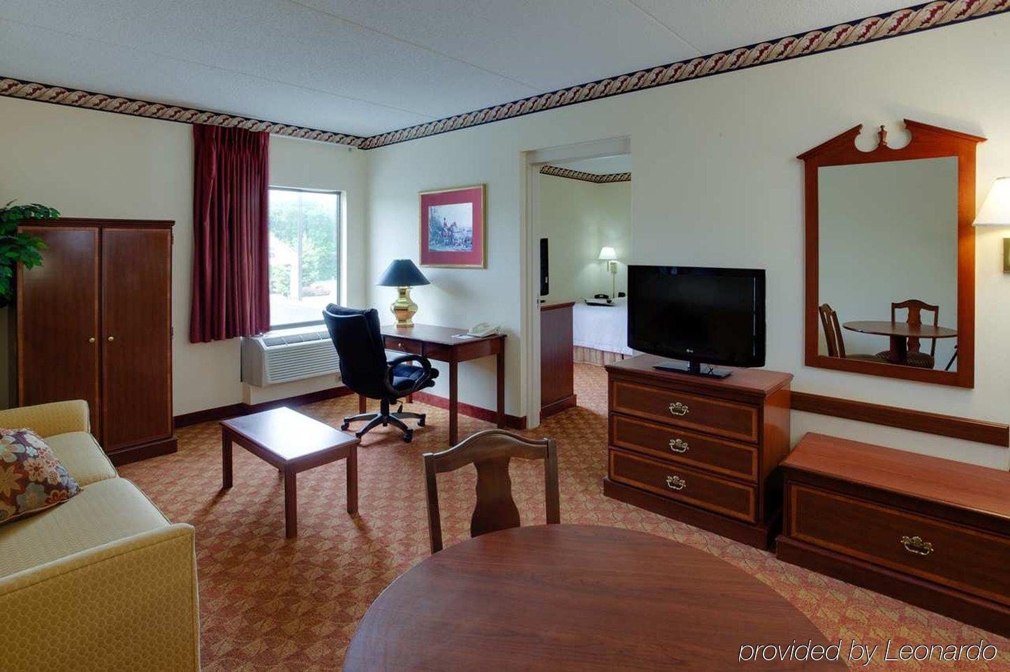 Hampton Inn הנובר מראה חיצוני תמונה
